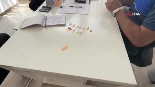 İnsanlık ölmemiş dedirten olay! Yolda bulduğu altınları sahibine teslim etti...