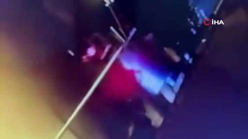 Bursa'da feci kaza! Otomobilin çocuğa çarptığı anlar kamerada...