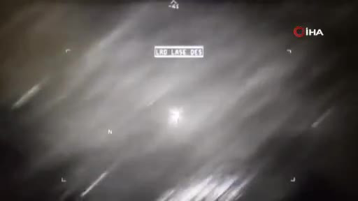 Bir füzenin UFO'ya çarptığı anlar gösterildi