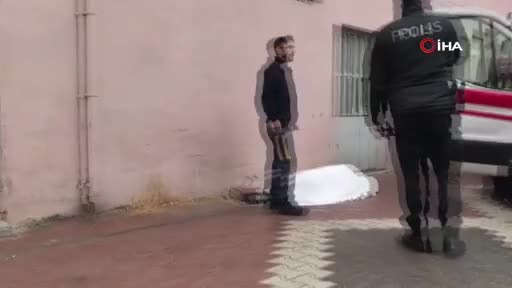 Bursa'da yaşlı adam sokakta ölü bulundu! Soruşturma başlatıldı...
