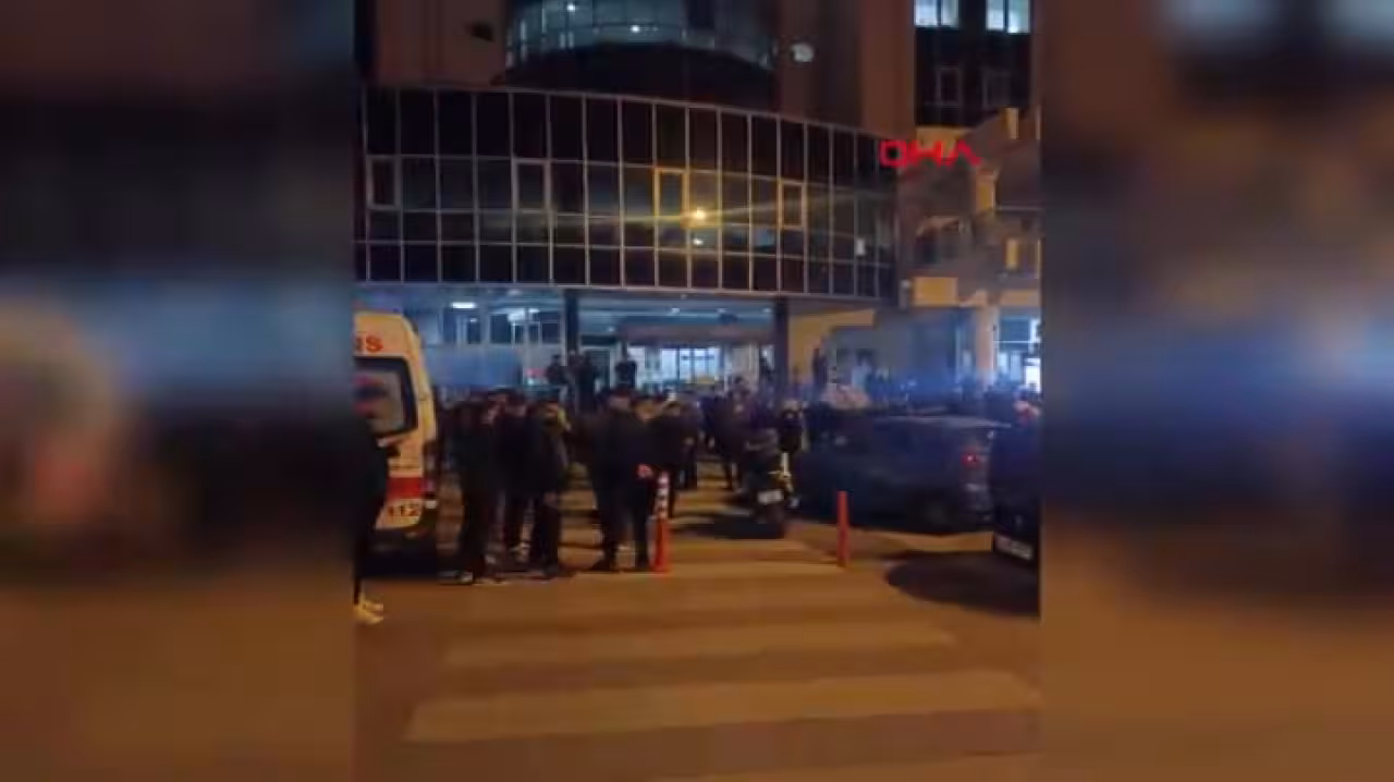Eski bakanın kardeşi, ofisinde silahla vurul...