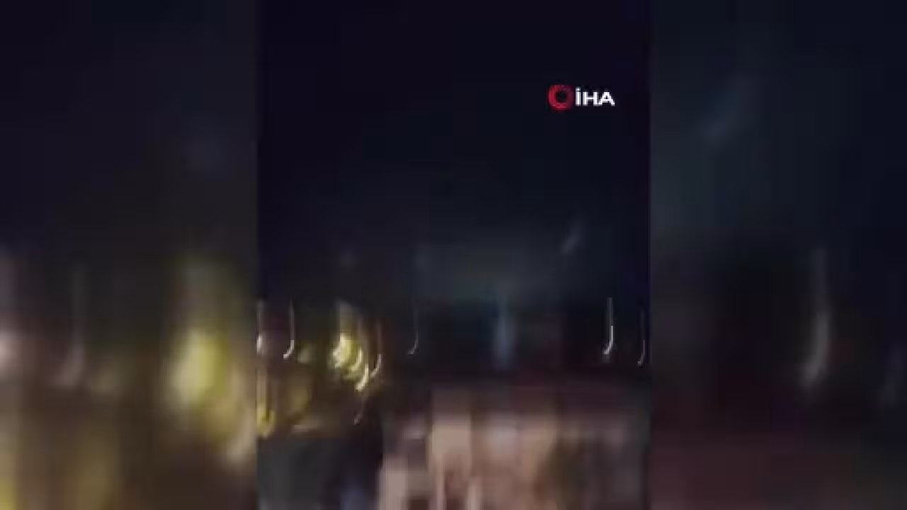 Gören telefonuna sarıldı! Bütün il bu görünt...