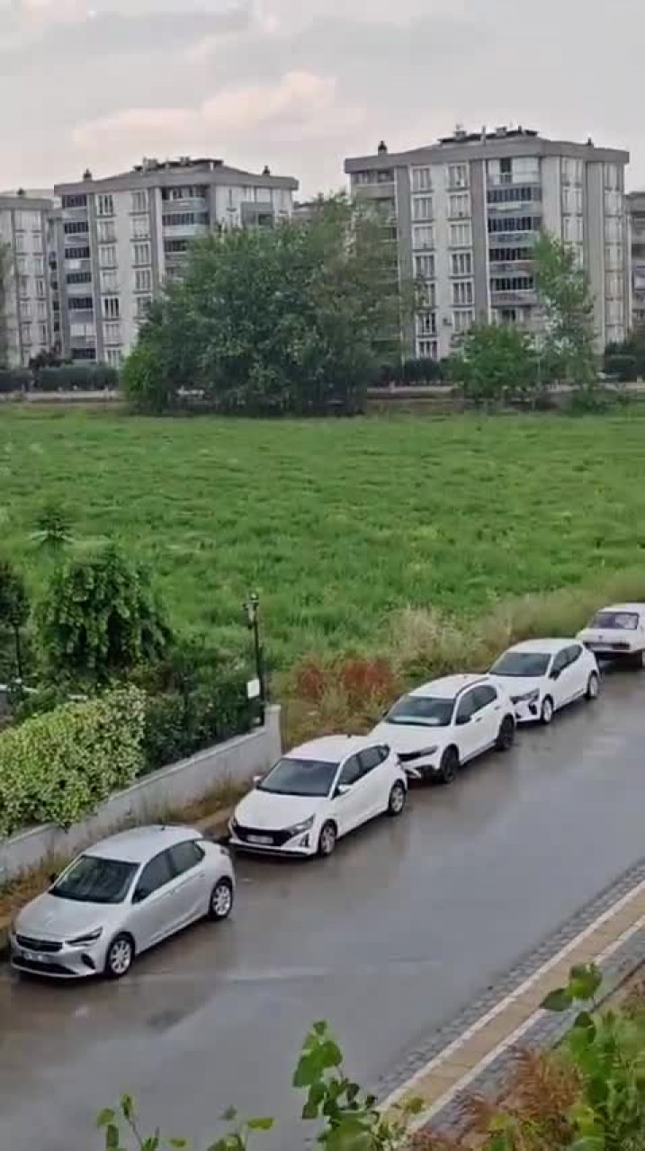 Bursa'da hava durumu sürprizi: Sıcaklardan bunalan şehre can suyu!