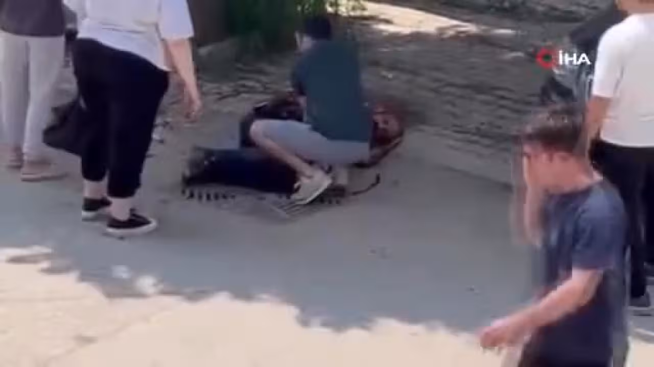 Bursa'da panik yaratan kardeş kavgası! Sokak...