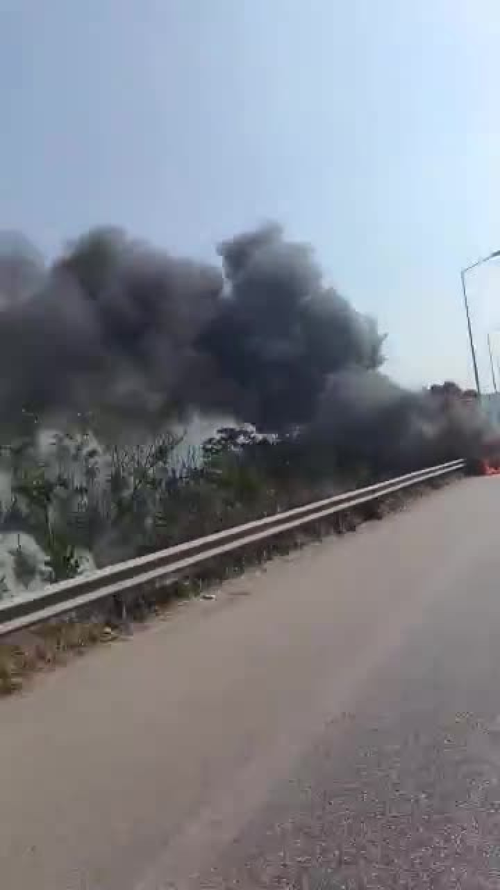 Bursa'da korkutan yangın! Seyir halindeki otomobil alev alev yandı...