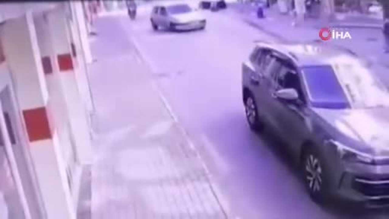 Bursa'da bu kez çarpışma anı değil, sonrası olay oldu! İşte "yapay zeka" dedirten görüntüler...
