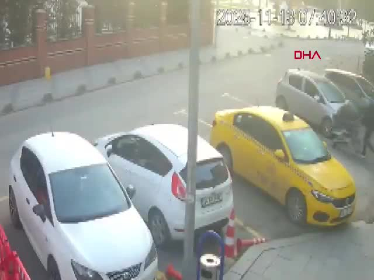 Adli emanetten kilolarca altın ve gümüş çalmışlardı! Teslim oldular...
