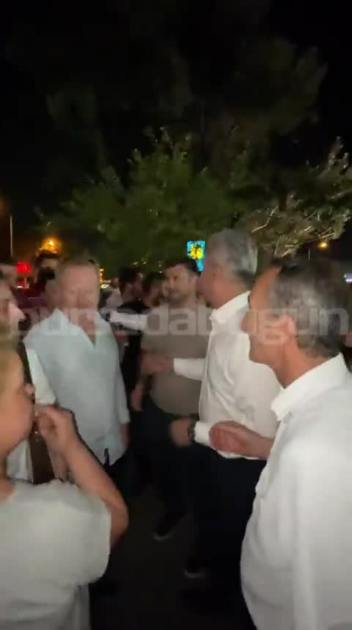 Nihat Yeşiltaş; Parti binasını terk etmeyeceğiz...