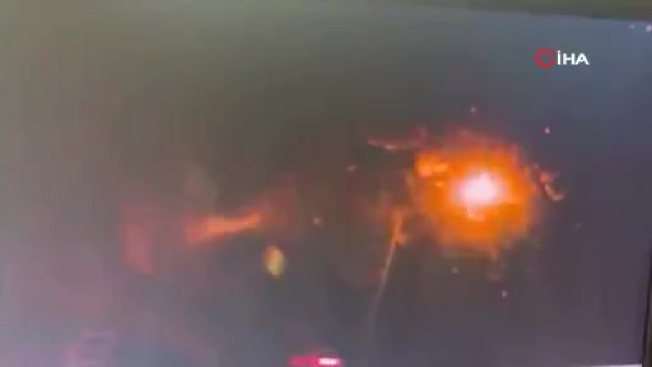 Bursa'da kontrolsüz dönüş kaza getirdi! Saniye saniye kamerada...