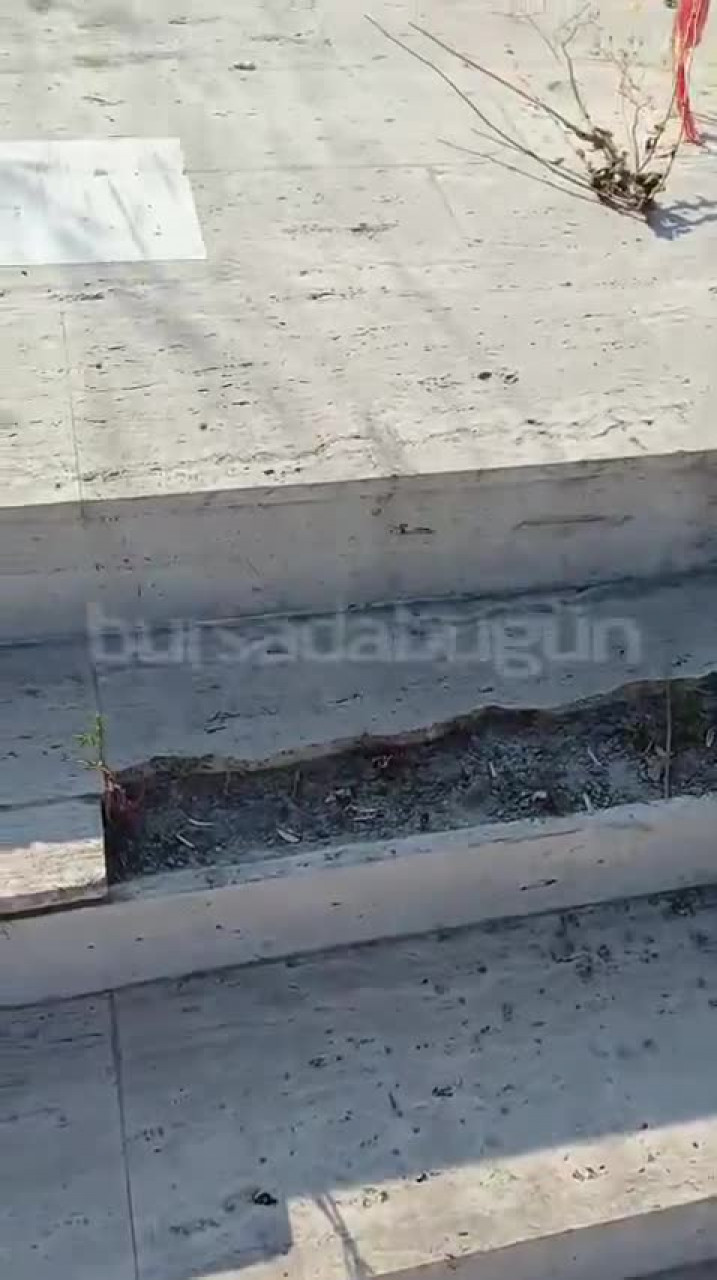 Bursa'da yarım kalan hikaye! Amfi tiyatro kayboluyor...