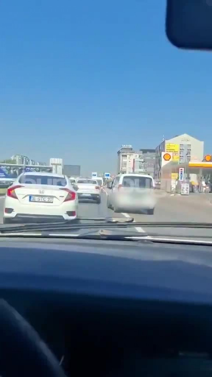 Bursa trafiğinde sinir bozucu davranış! Uslanmıyorlar...