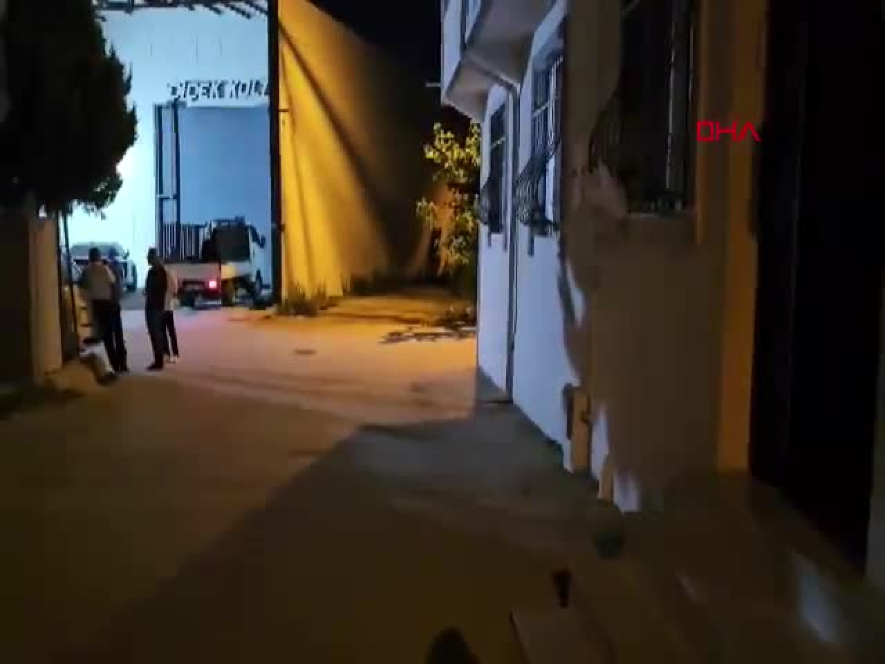 Bursa'da genç kız sokak ortasında darp edilip kaçırıldı!
