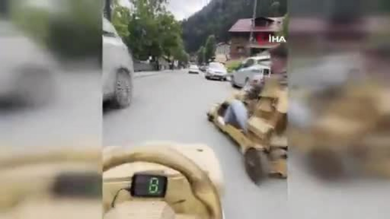 Sosyal medyada milyonlar izledi! Tahta araçla 79 kilometre yol yaktı
