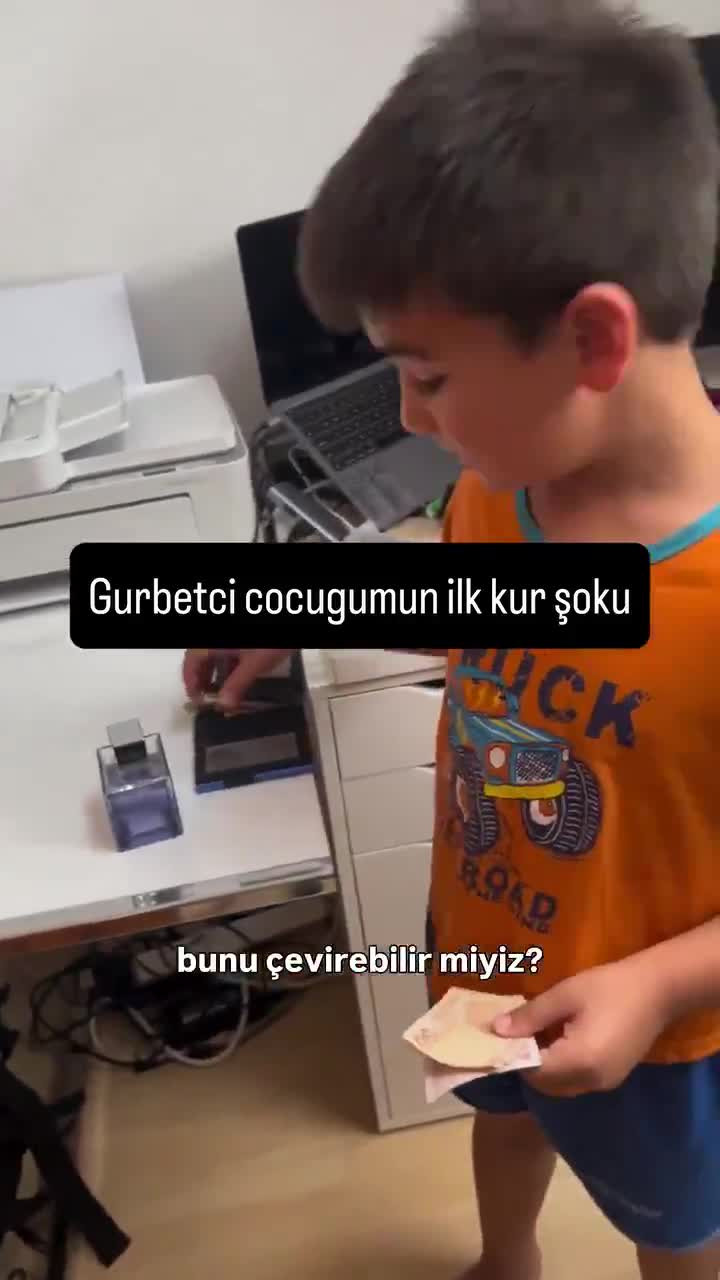 Gurbetçi çocuk TL'nin Euro karşısındaki değerini öğrenince ne yapacağını şaşırdı!