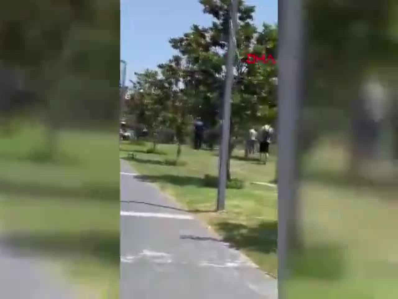 Boşanma aşamasındaki eşini boğazından bıçakladı! Hayati tehlikesi var...