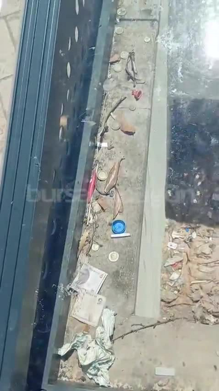 Bursa'nın merkezindeki tarihi mezar dilek kuyusuna döndü! Her gün binlerce kişi yanından geçiyor