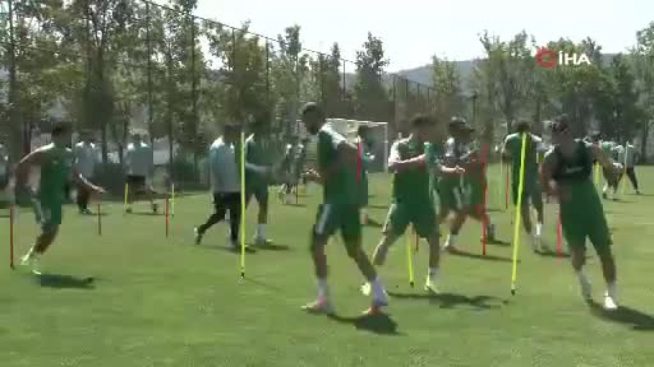 Bursaspor Teknik Direktörü Mustafa Er'den transfer açıklaması! "Hedefimiz Süper Lig"