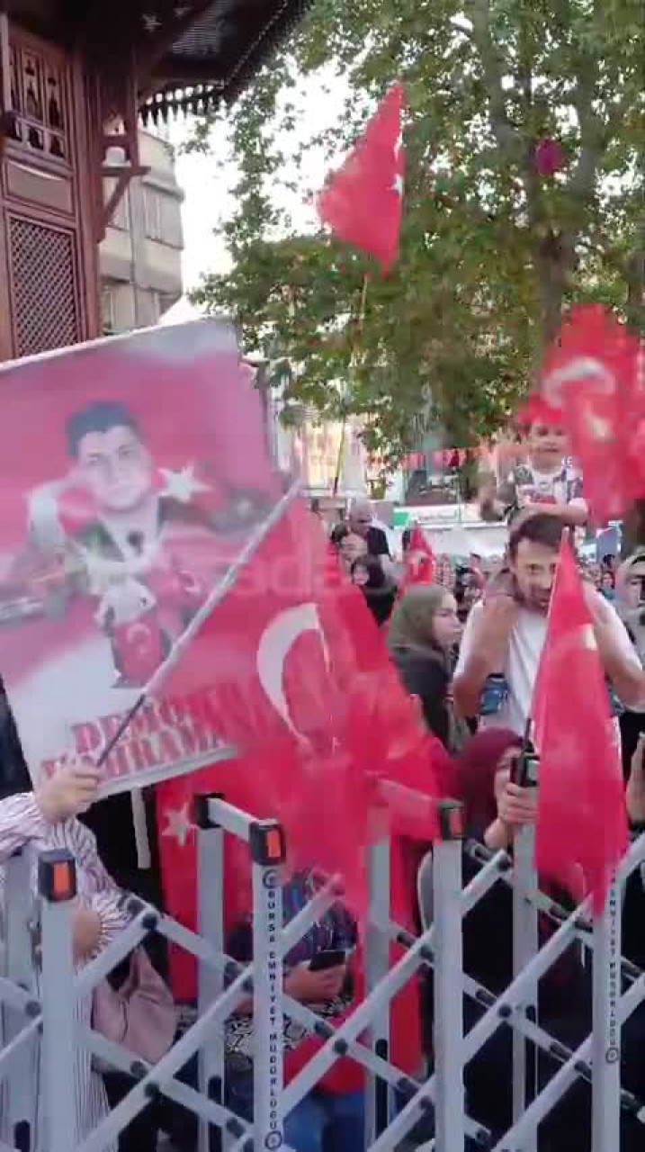 Bursa'da 15 Temmuz ruhu Demokrasi Meydanı'nda yaşatıldı