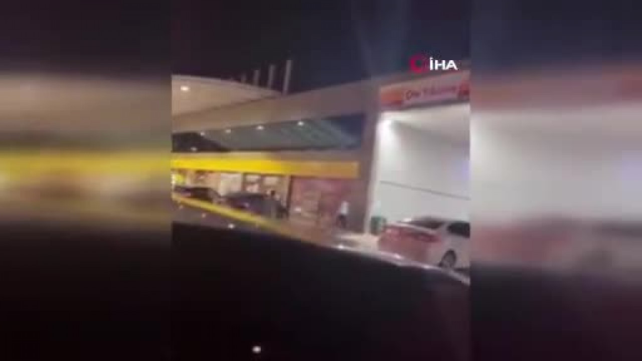 Bursa'da benzin istasyonunda ortalık karıştı! Sopalar havada uçuştu...