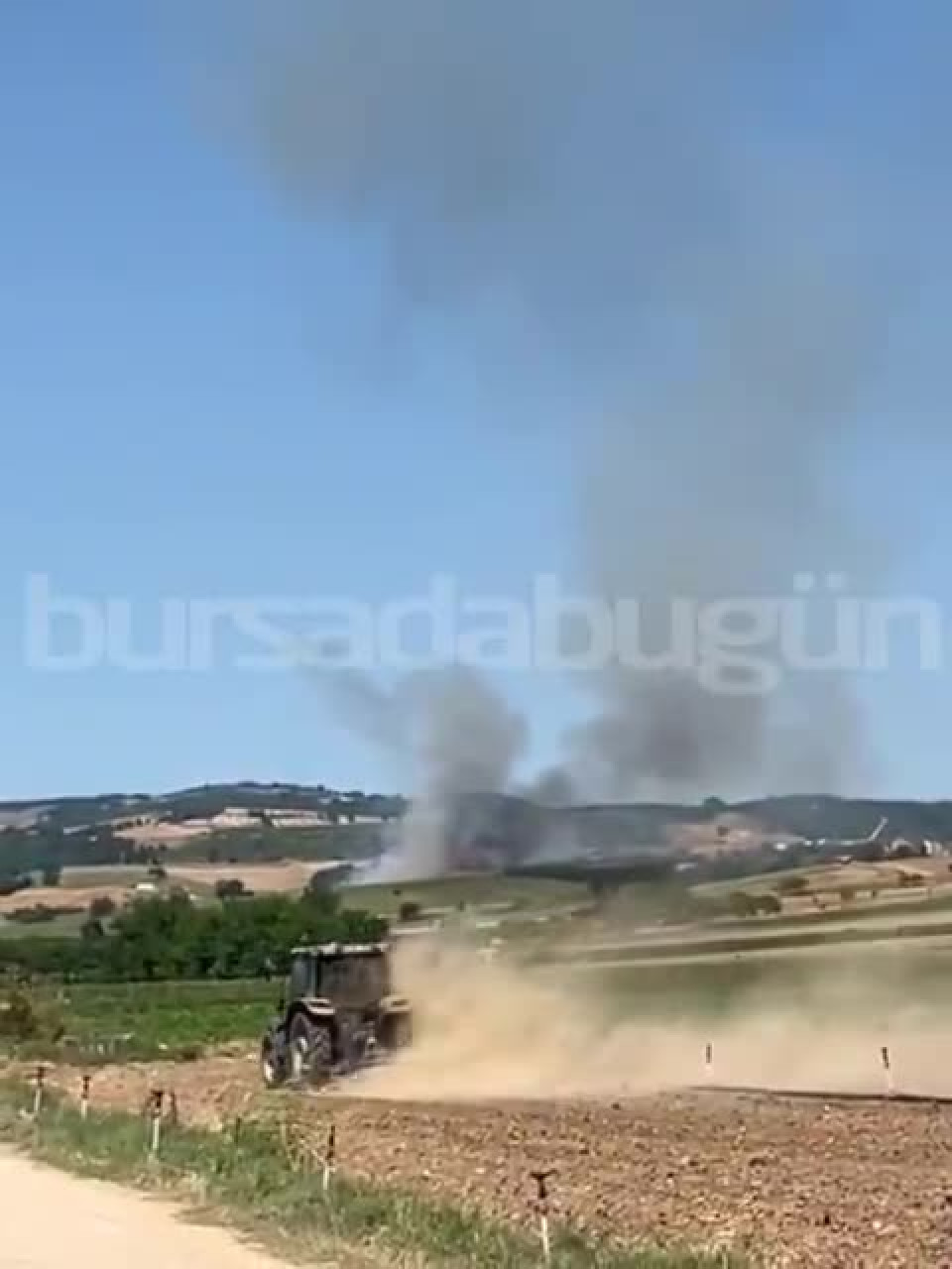 Bursa'da tarım arazisinden alevler yükseldi! Ekipler olay yerinde...