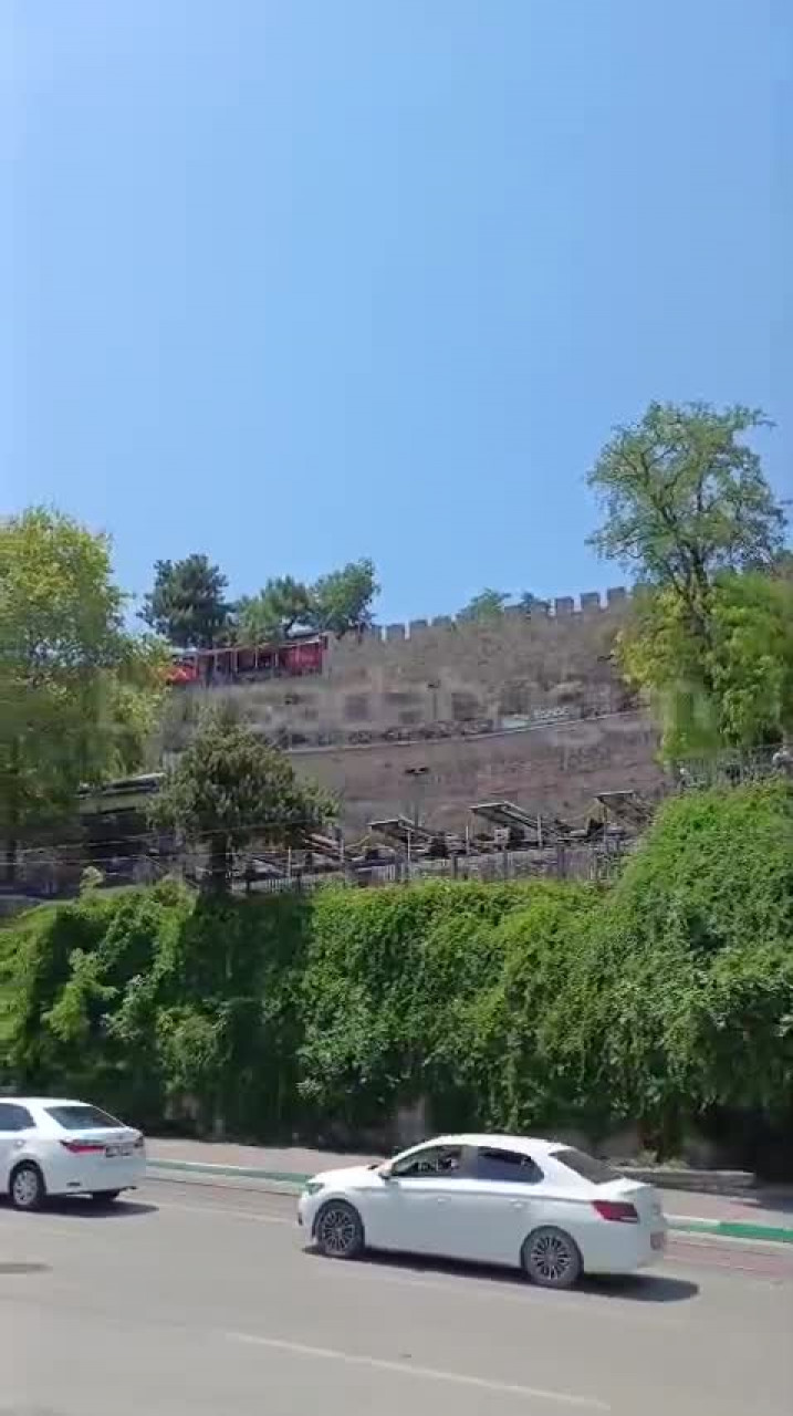 Bir zamanlar Bursa'nın merkezinde yükselen dev yapı! İşte o gizemli hikaye...