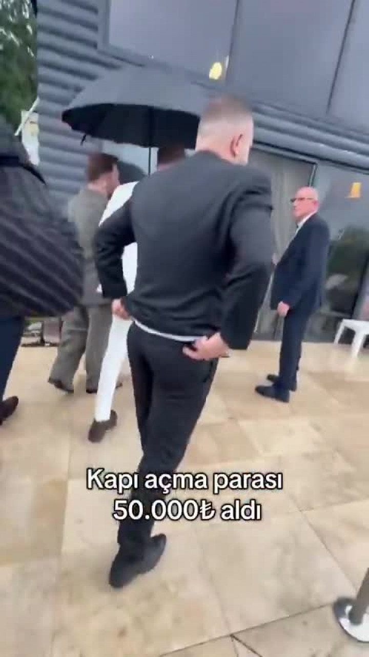 Başlamadan bitecekti! Kız istemeye gelen aileye büyük ayıp