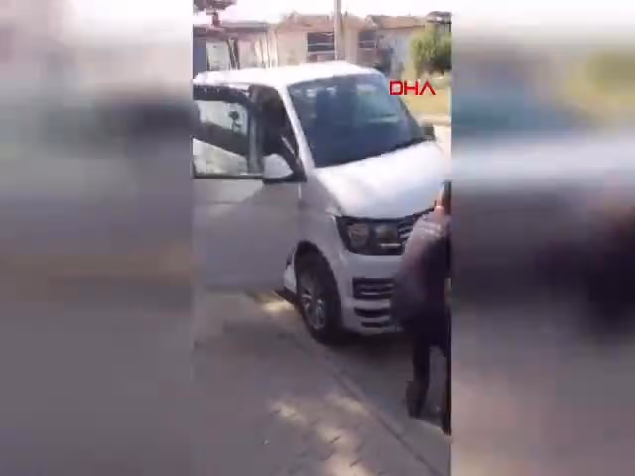 Bursa'da itfaiyenin yılanla imtihanı! Aracın...