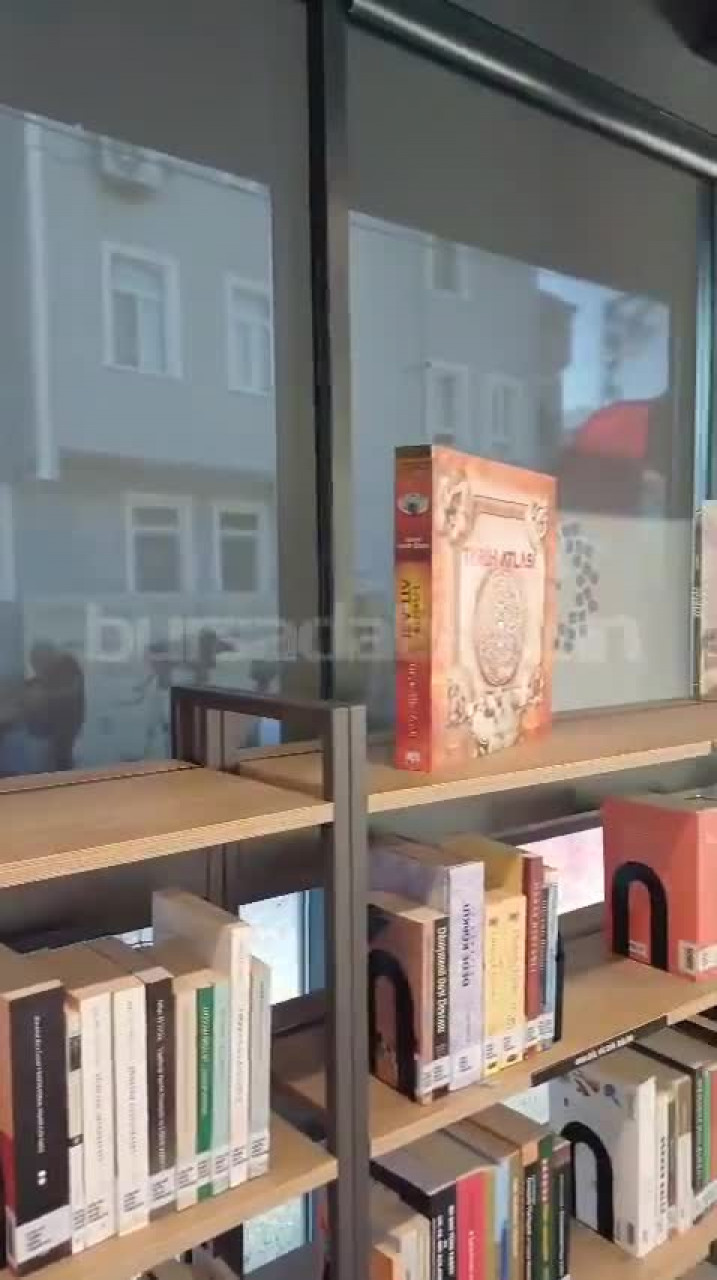 Bursa'da kültür ve edebiyat adına önemli adım! Yaşar Kemal Medeniyetler Kütüphanesi açıldı...