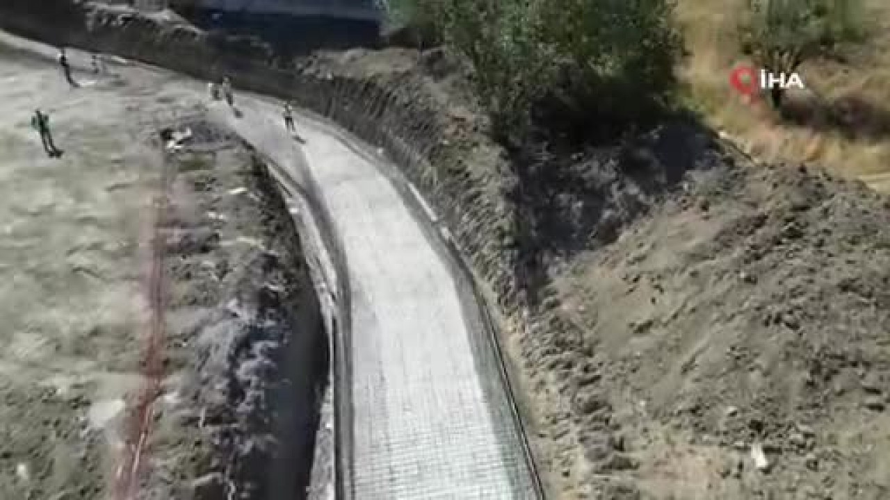 Bursa'da taşkın sorununa neşter! 4 kilometrelik hat yapılıyor