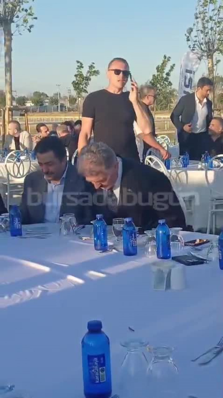 Bursa'da siyaset ve iş dünyası aynı programda buluştu