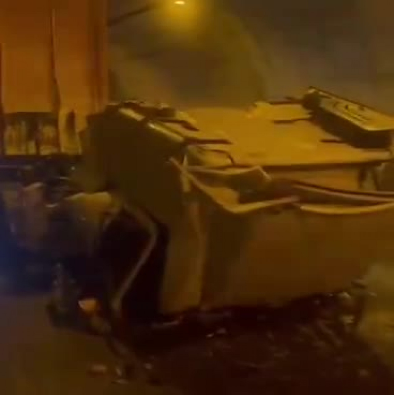 Bursa Orhangazi Otoyolu'nda feci kaza! Tırın kabini koptu...