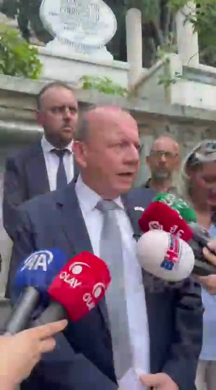 Özer Matlı'dan BTSO kurucusunun kabri başında dikkat çeken mesajlar! 60 bin üyeye seslendi