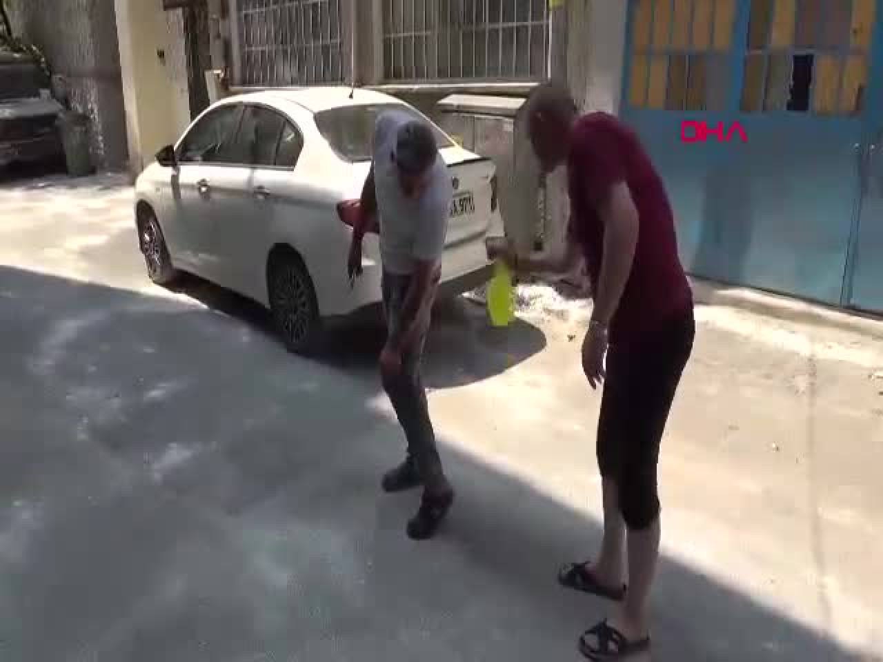 Pire istilası Bursa'yı sardı! Mahalleli ne yapacağını şaşırdı...