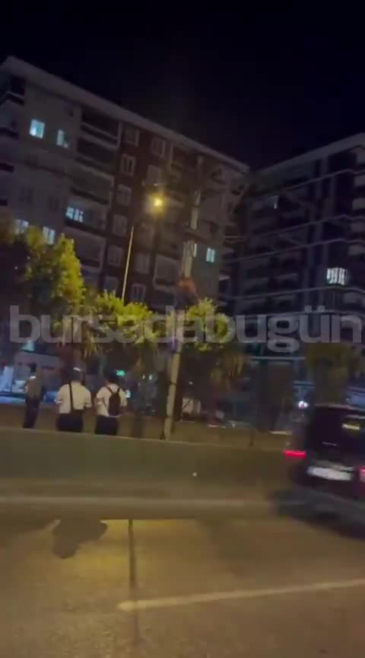 Bursa metrosunda akılalmaz olay! Tüm seferler durduruldu...