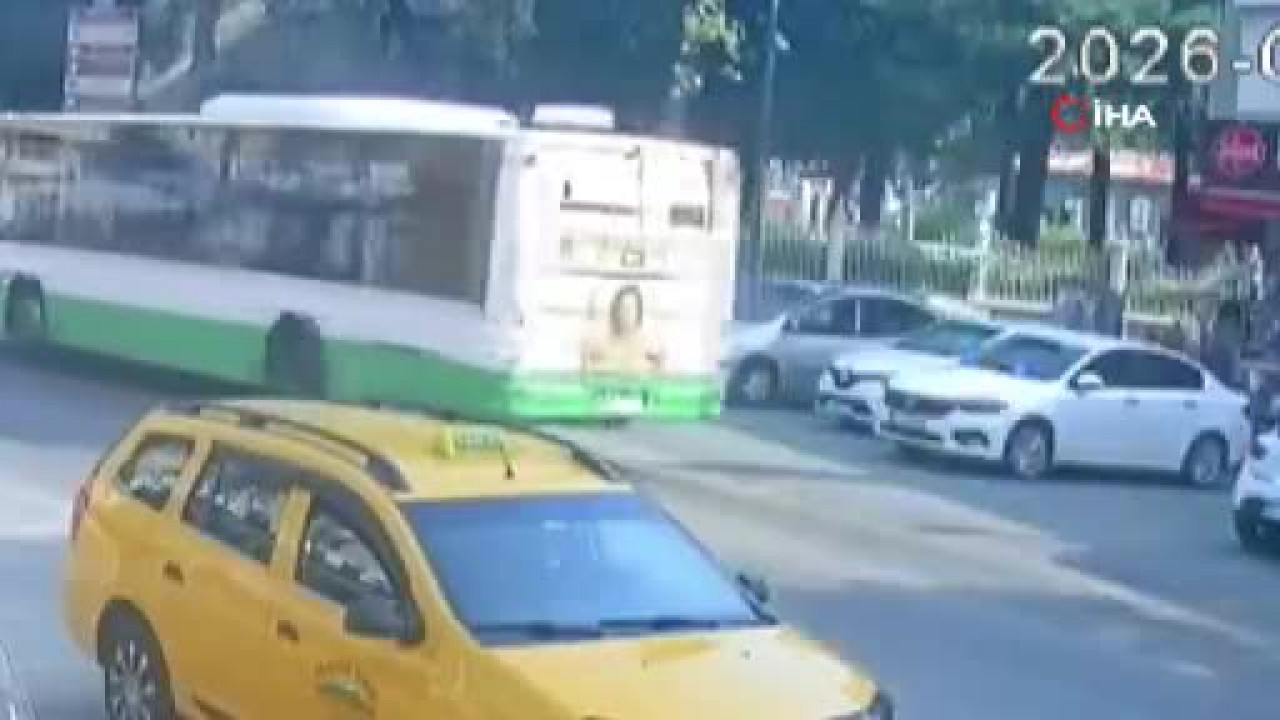 Bursa'nın göbeğinde yangın paniği! Türbelerin önünde...