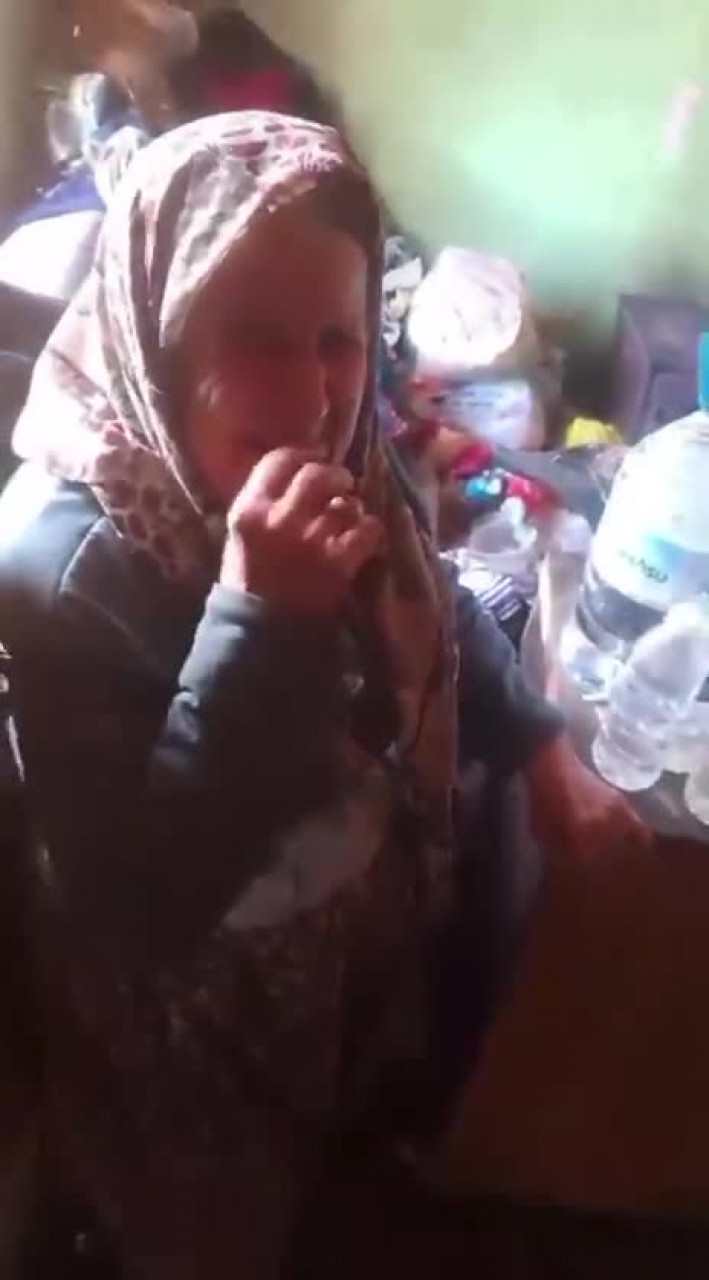 Bursa'da Asiye teyzenin evinden yürek burkan görüntüler! Kaymakamlık talimat verdi