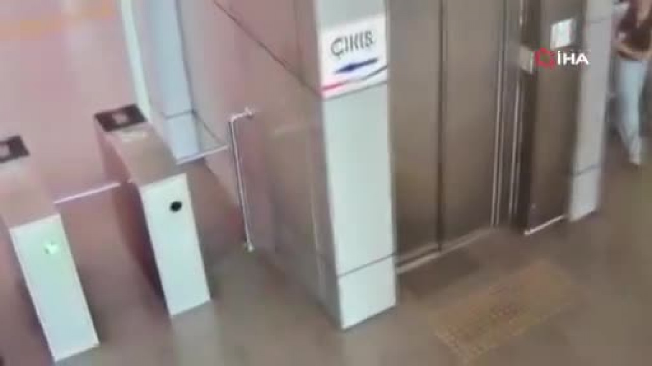 Doktorun feci sonu! Tren raylarına atlayarak can verdi...