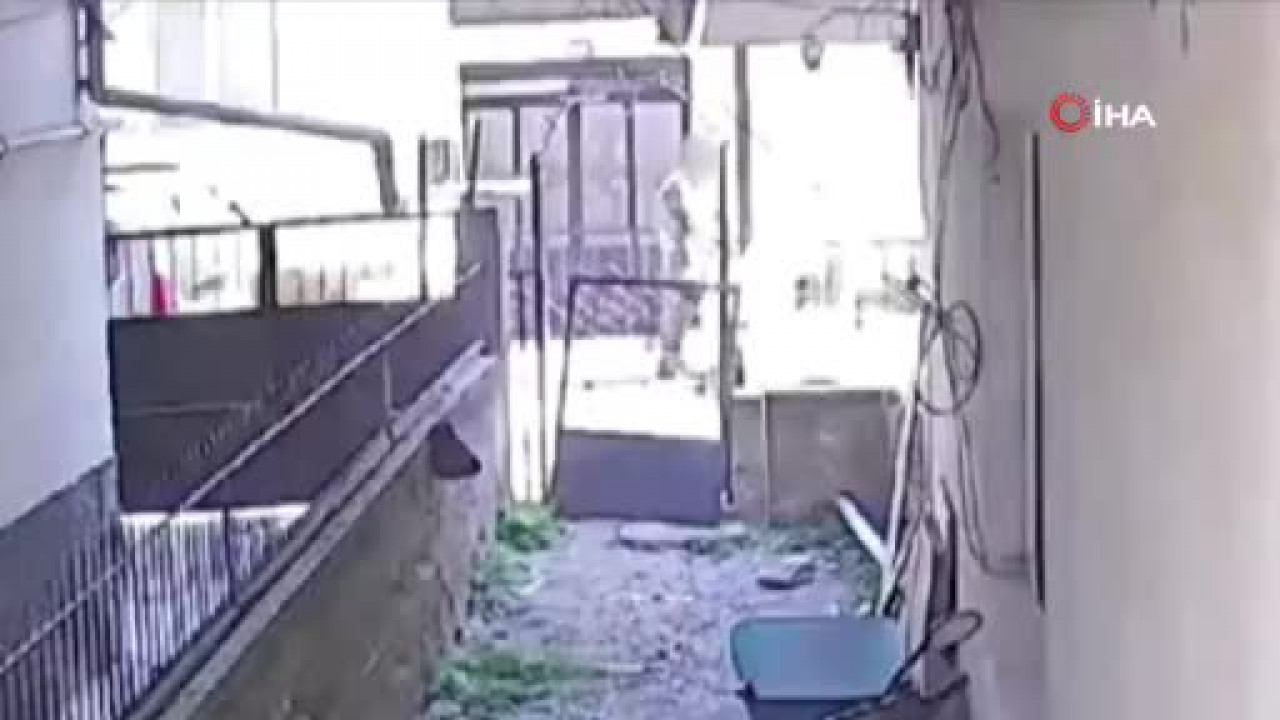 Bursa'da hurdacının cesareti pes dedirtti! Yaptığı kamerada ortaya çıktı