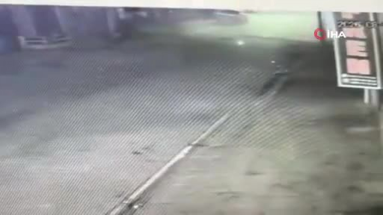 Bursa'da mühürlü boya fabrikasında korkutan patlamanın görüntüleri ortaya çıktı!