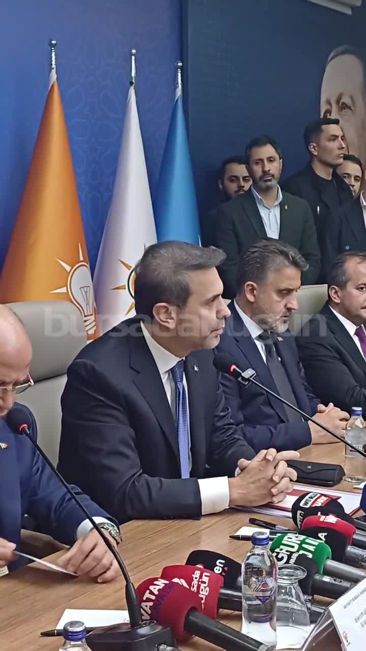 Bakan Bayraktar Bursa'da konuştu: "Enerjide dışa bağımlılığı bitirmek için çalışıyoruz"