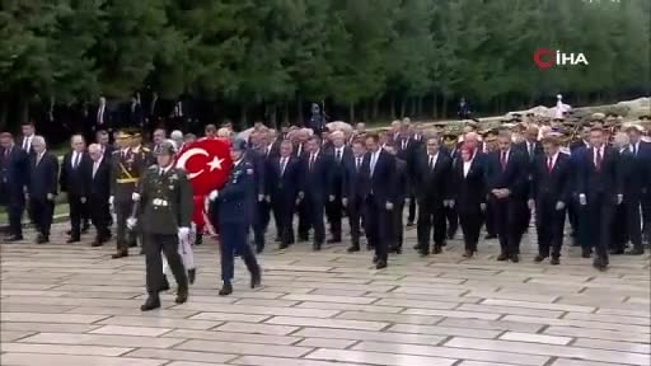Cumhurbaşkanı Erdoğan ve devlet erkanı Anıtkabir'de! Atatürk'ün huzurunda Netanyahu'ya mesaj