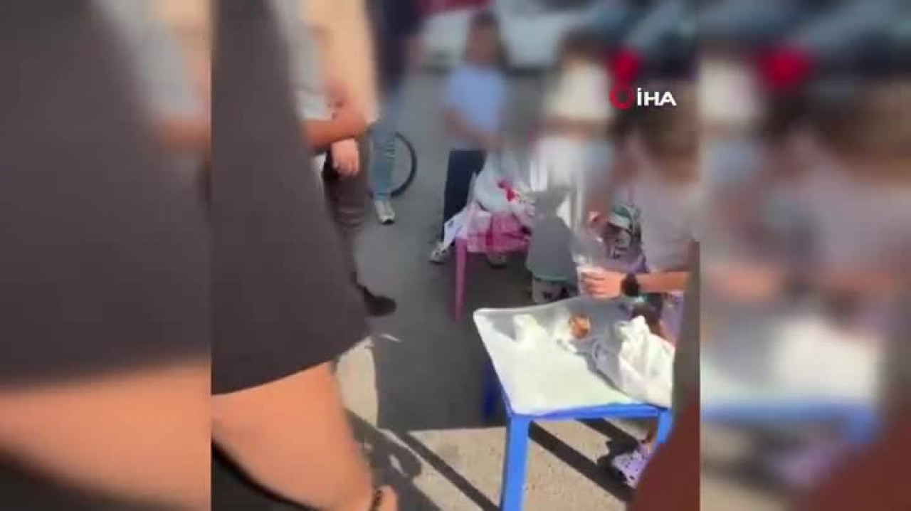 Çocukların limonatalarını Bursa Büyükşehir ekipleri satın aldı