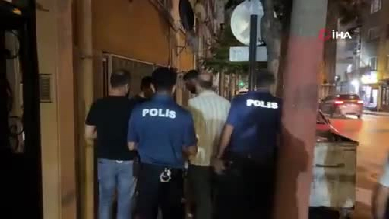 Bursa'da polis ekiplerinden iki ilçede eş zamanlı denetim! Şüphelinin üzerinden çıktı...