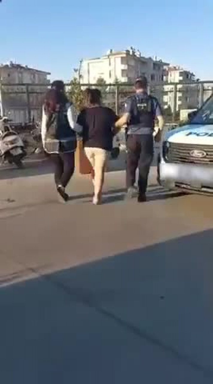 Bursa'da aranan 4 hükümlü yakayı ele verdi: Hapis cezaları ortaya çıktı