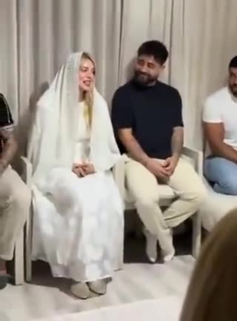 İmam nikahında gelin mehir isteğini arşa çıkardı