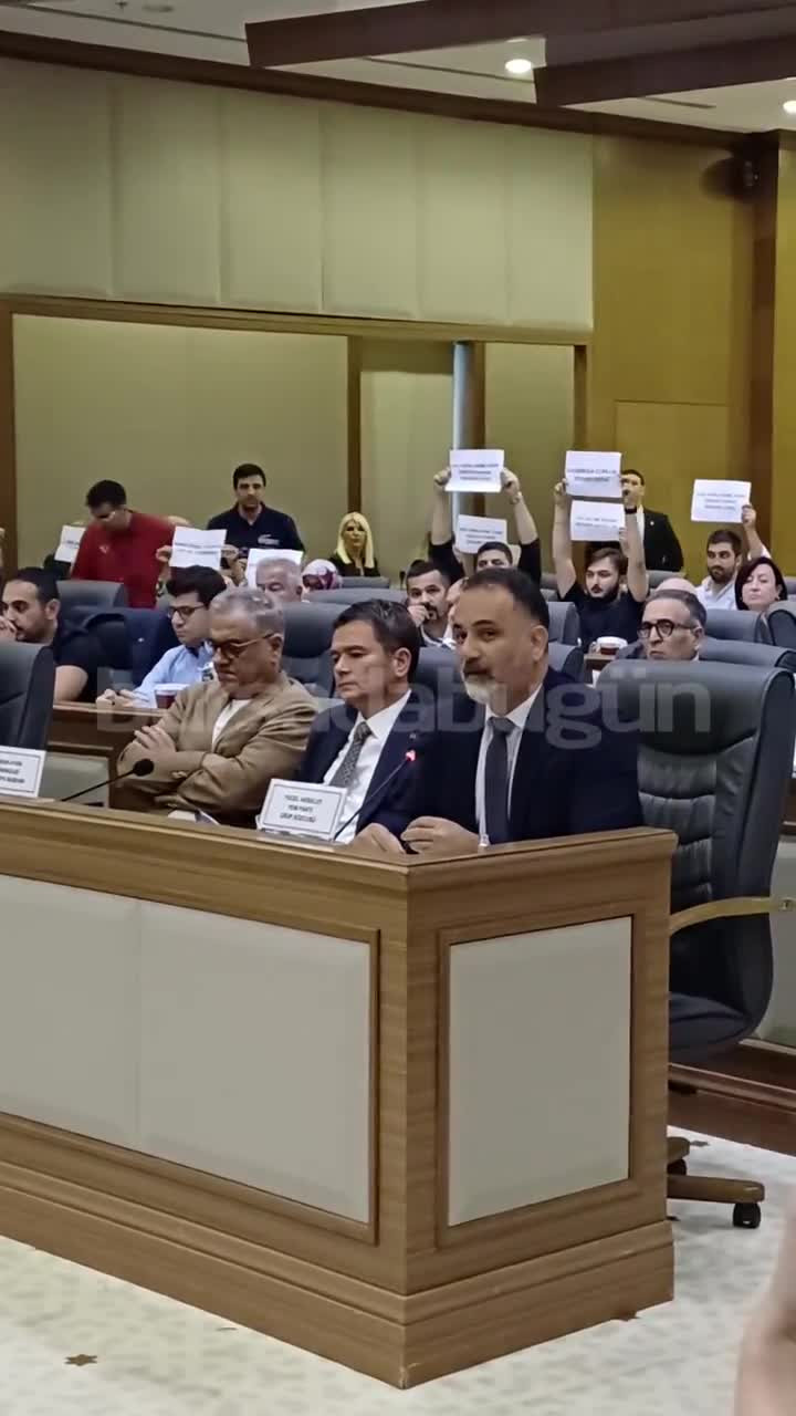 Bozbey yazdı, Şahin Biba paylaştı: Kayapa tekrar mecliste