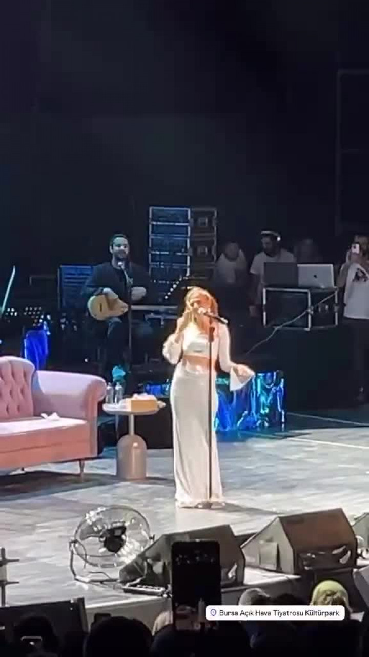 Yıldız Tilbe Bursa'yı salladı!