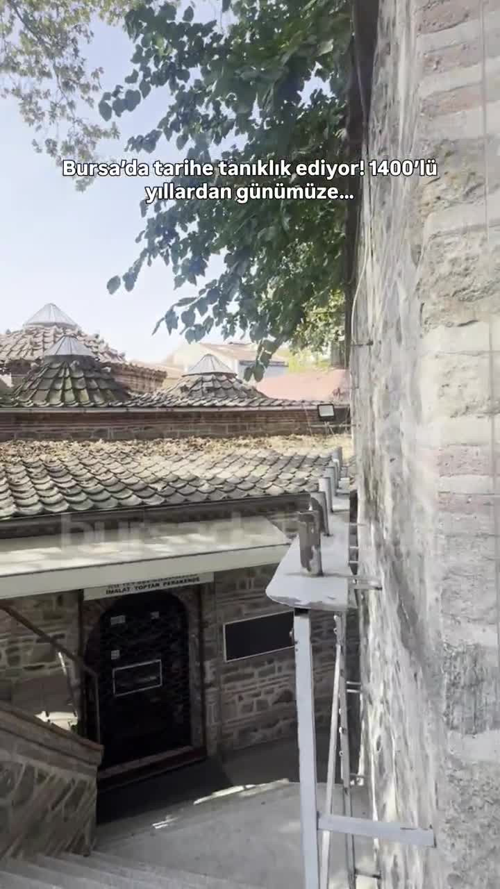 Bursa'da yüzyıllık hamamın şaşırtan hik&acirc;yesi!