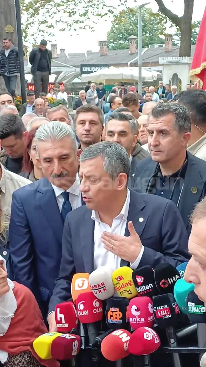 Özgür Özel Bursa'dan açıkladı! Mustafa Bozbey YENİ Partiye katılacak mı?
