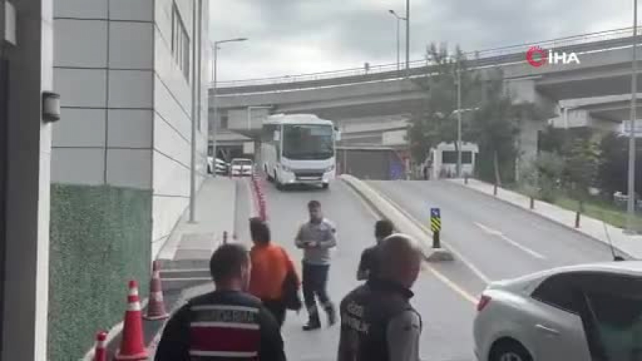 Gözaltındaki ünlülerden ilk görüntüler! Sağlık kontrolünden geçirildiler